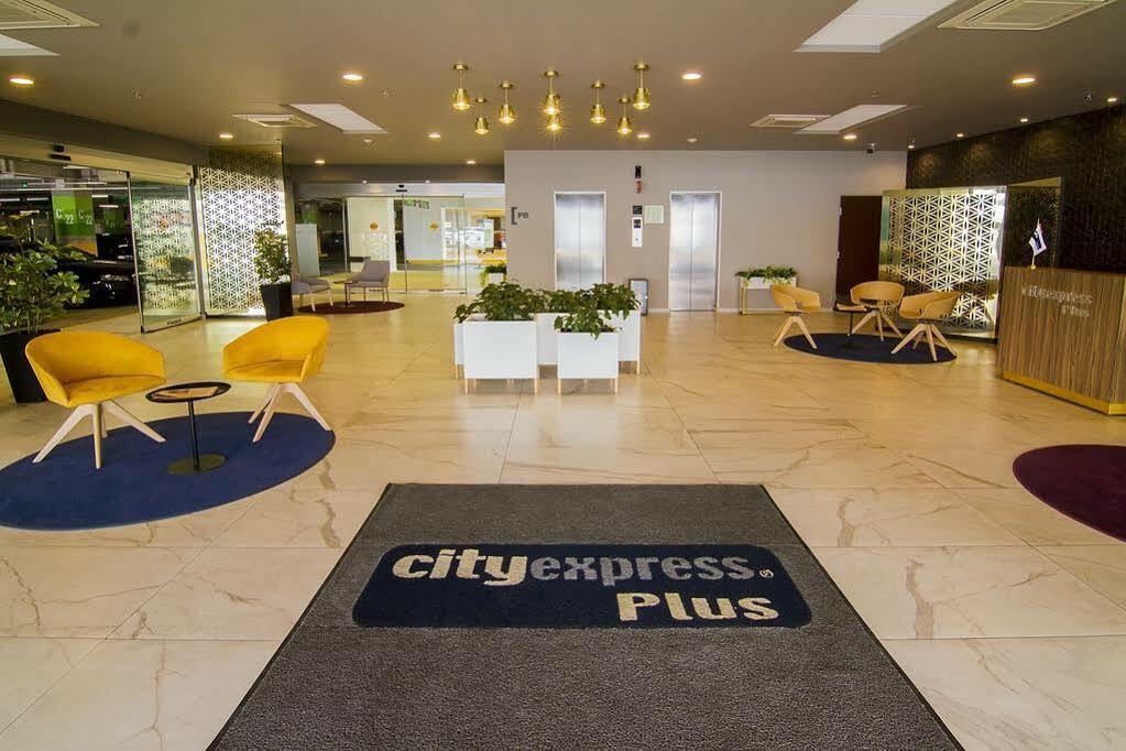 City Express Plus By Marriott Cancun Aeropuerto Riviera Exterior foto